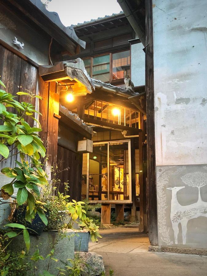 Onomichi Guest House Anago-No-Nedoko Exterior foto