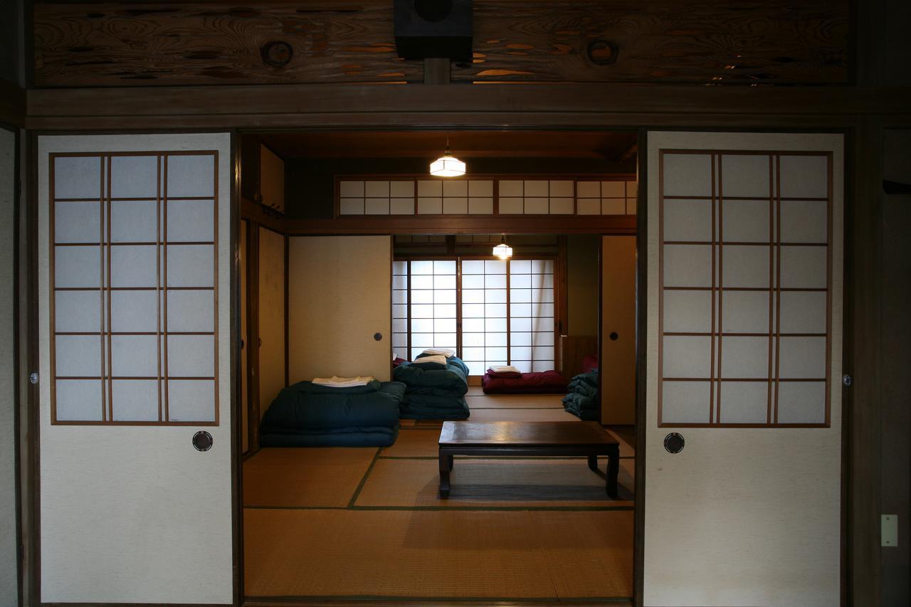 Onomichi Guest House Anago-No-Nedoko Exterior foto